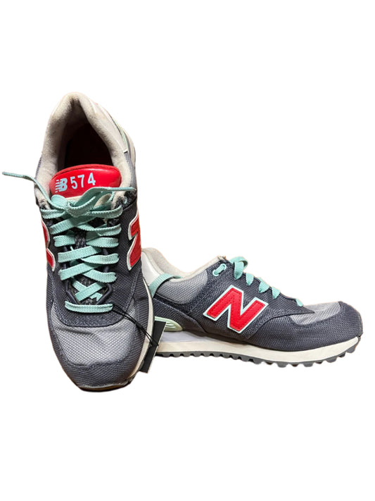 New Balance 574 Low Top Athletic shoes