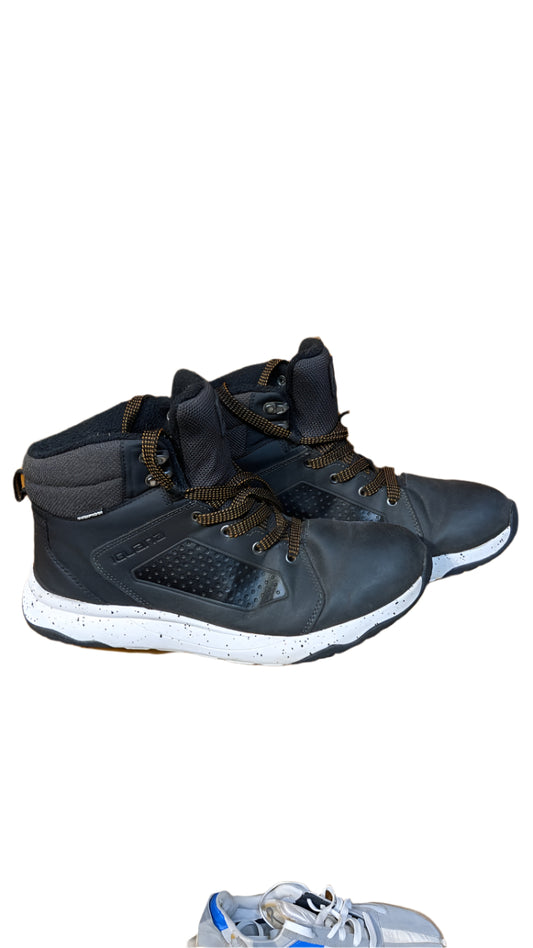 Willard Combos Shoes sz  US 10